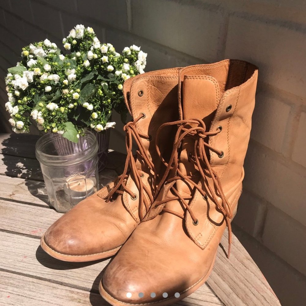 Leather boots